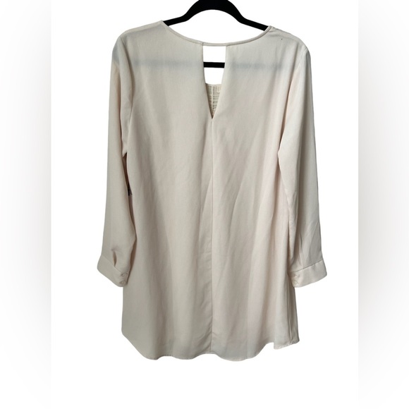 NWT ASTR The Label Long Sleeve With Lace Detail Size Medium - Picture 3 of 6